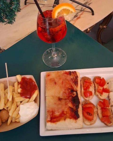 Locale aperitivo Mimeta Italian bar su EasyApe