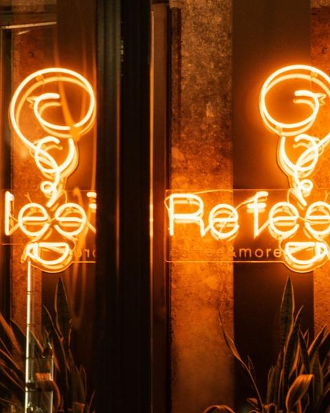Locale aperitivo Refeel Coffee & More su EasyApe